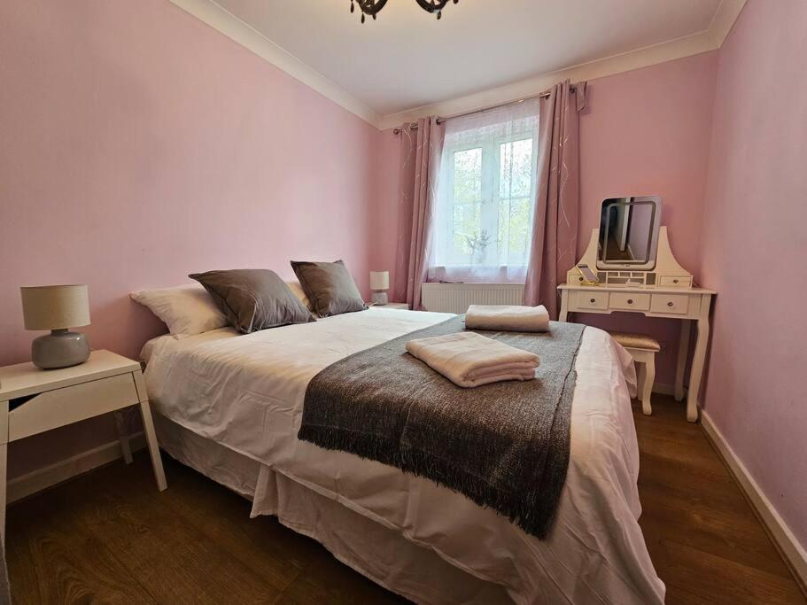 شقة Lovely Flat Close To Shepherd'S Bush لندن المظهر الخارجي الصورة