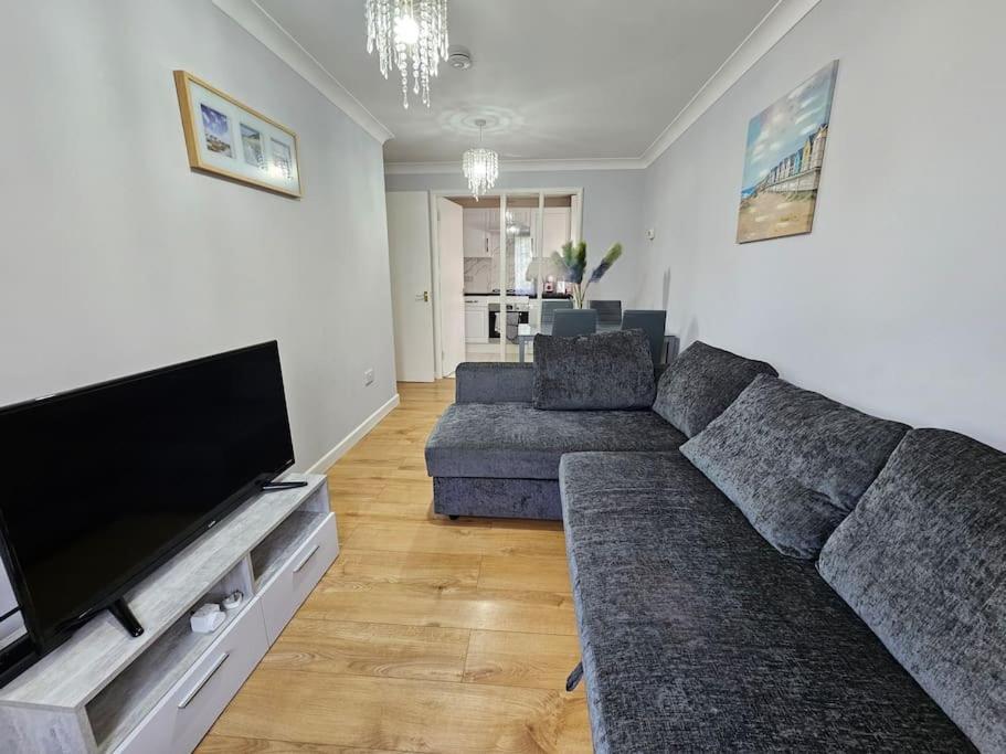 شقة Lovely Flat Close To Shepherd'S Bush لندن المظهر الخارجي الصورة